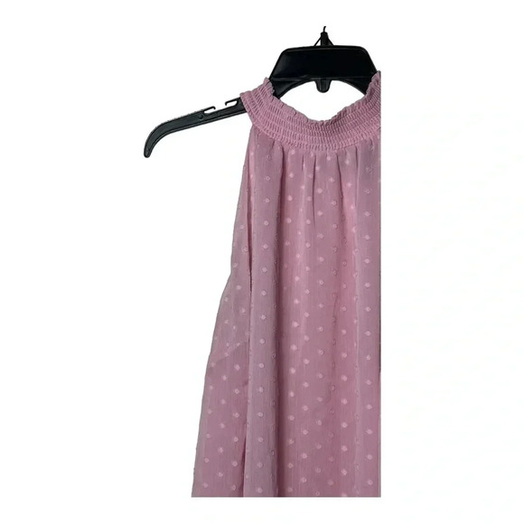 1590. TORRID SLEEVELESS‎ HIGH NECK BLOUSE PINK IN COLOR SIZE 2 (2X) SWISS DOT - Picture 7 of 13